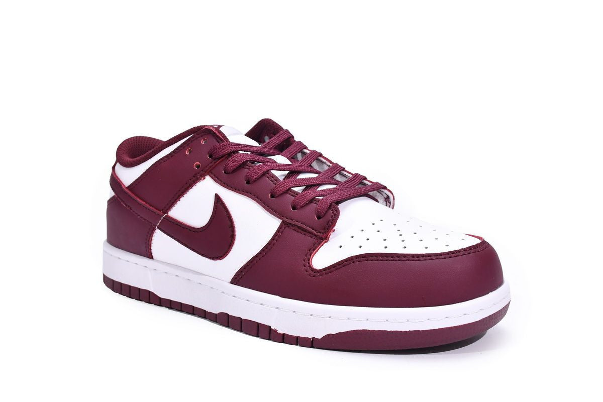 Men's SB Dunk Low Dark Beetroot Shoes