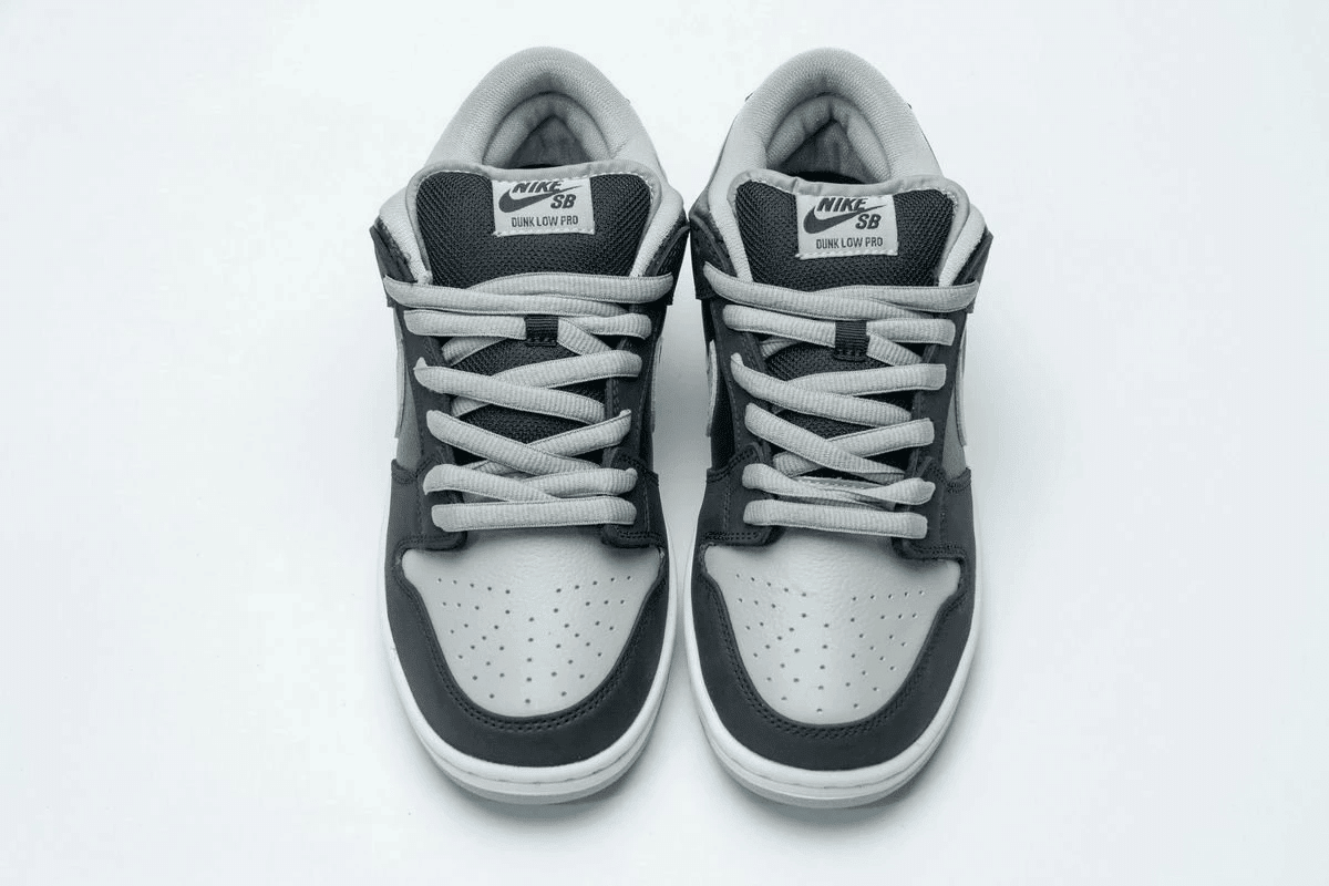 Men's SB Dunk Low Pro J-Pack Shadow Shoes