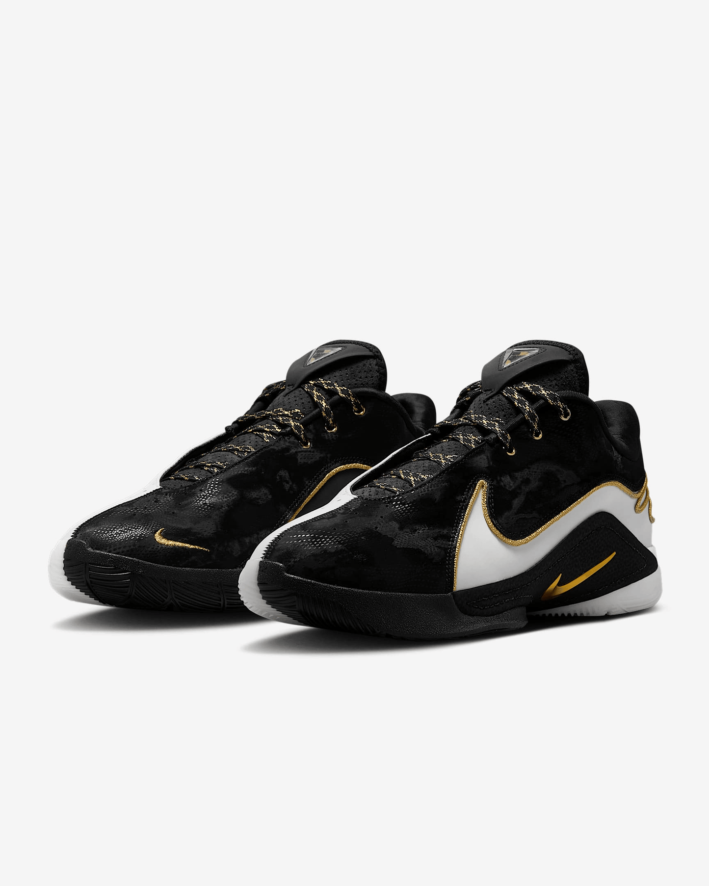 Men's Lebron 22 White Metallic Gold Shoes