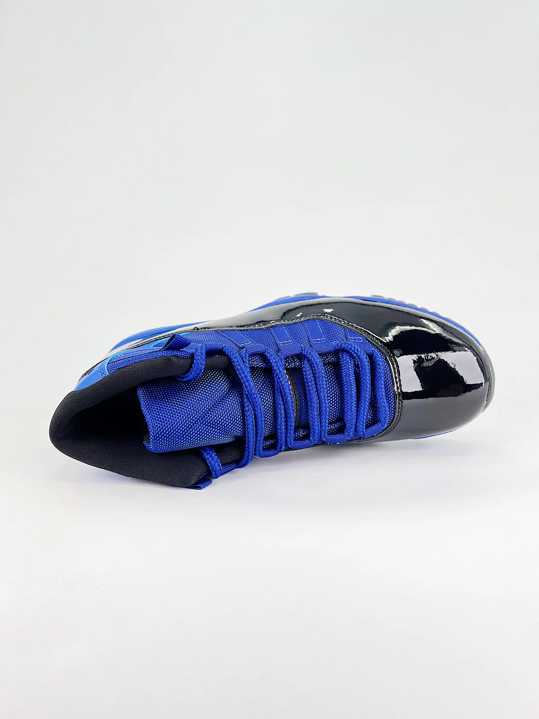 Men's Nike Air Jordan 11 Blue Royal Shoes