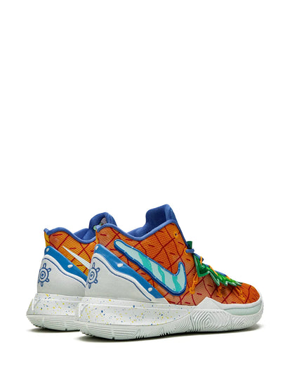 Men's Kyrie 5 Pineapple House Shoes