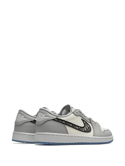 Men's Nike Travis Scott x Nike Air Jordan 1 Low x Dior Shoes