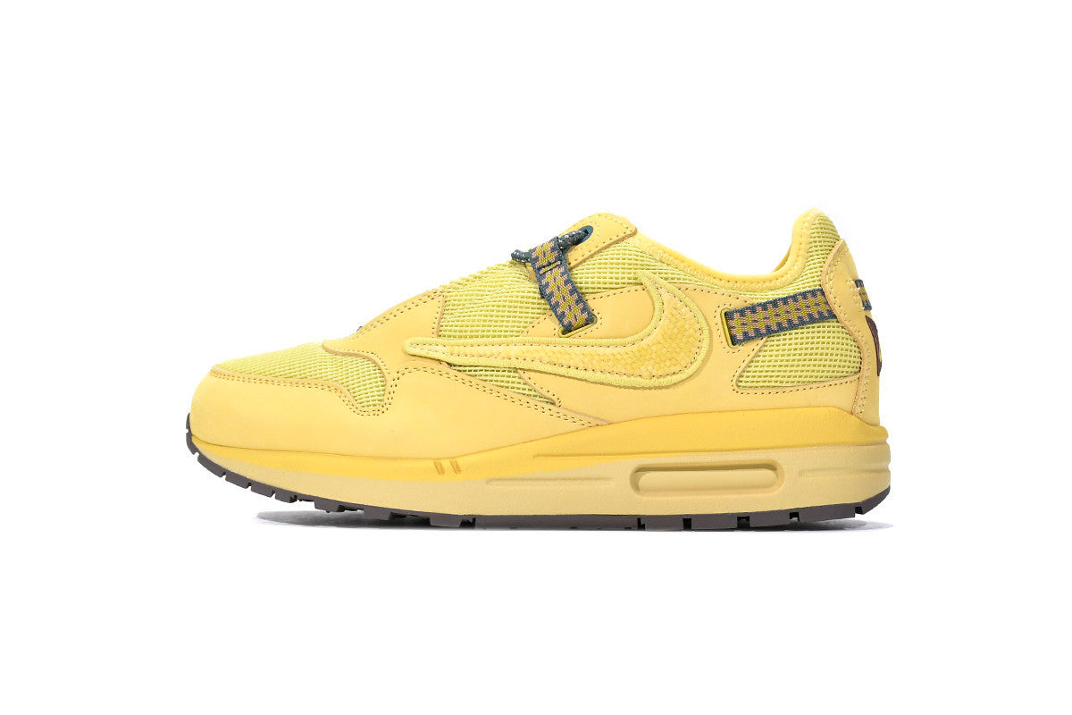 Men's Travis Scott x Air Max 1 Wheat Shoes