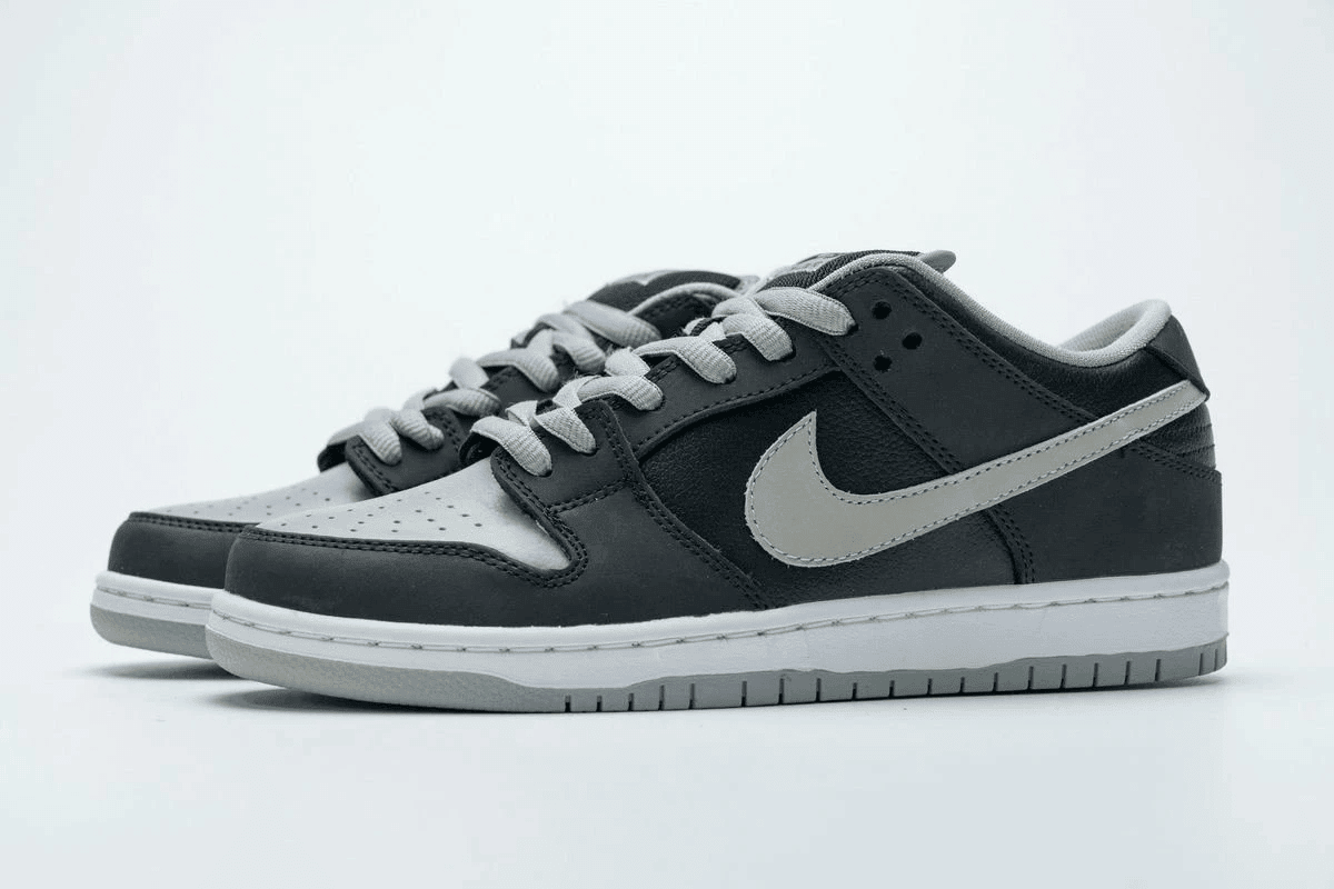 Men's SB Dunk Low Pro J-Pack Shadow Shoes