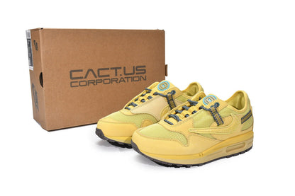 Men's Travis Scott x Air Max 1 Wheat Shoes