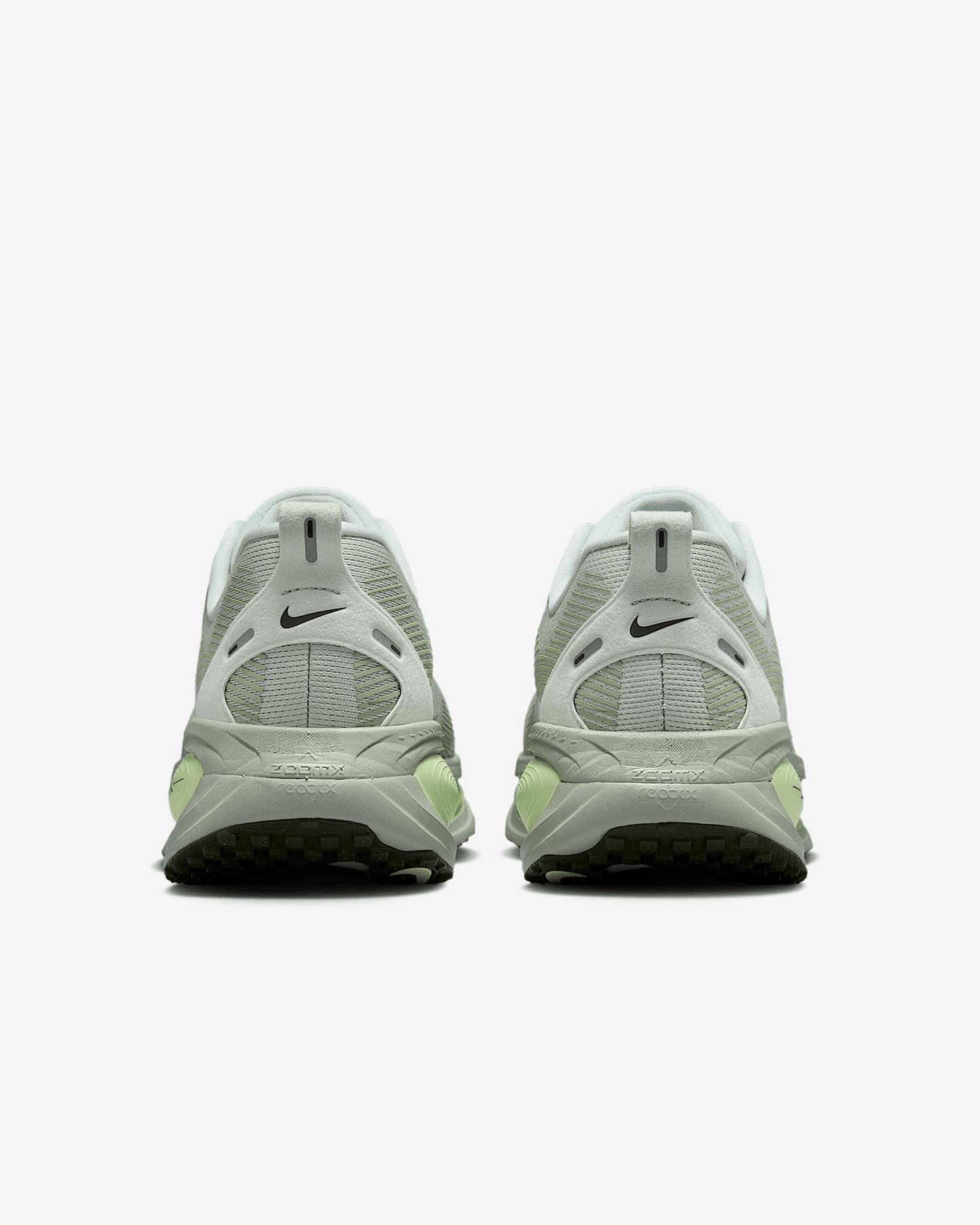 Men's Nike Vomero 18 Light Silver Shoes
