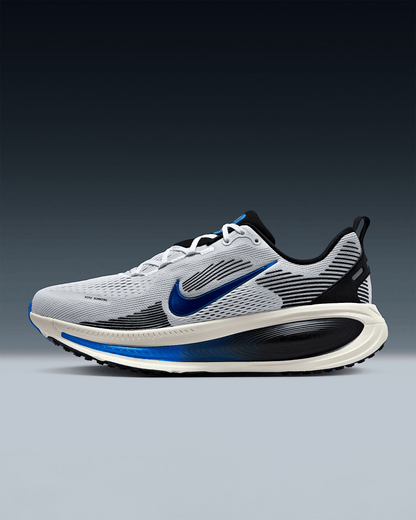 Men's Nike Vomero 18 White Black Shoes
