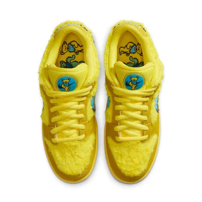 Men's Nike x Grateful Dead SB Dunk Low Yellow Bear Shoes