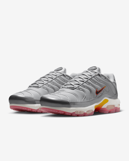 Men's Nike Air Max Plus G Metallic Silver Shoes