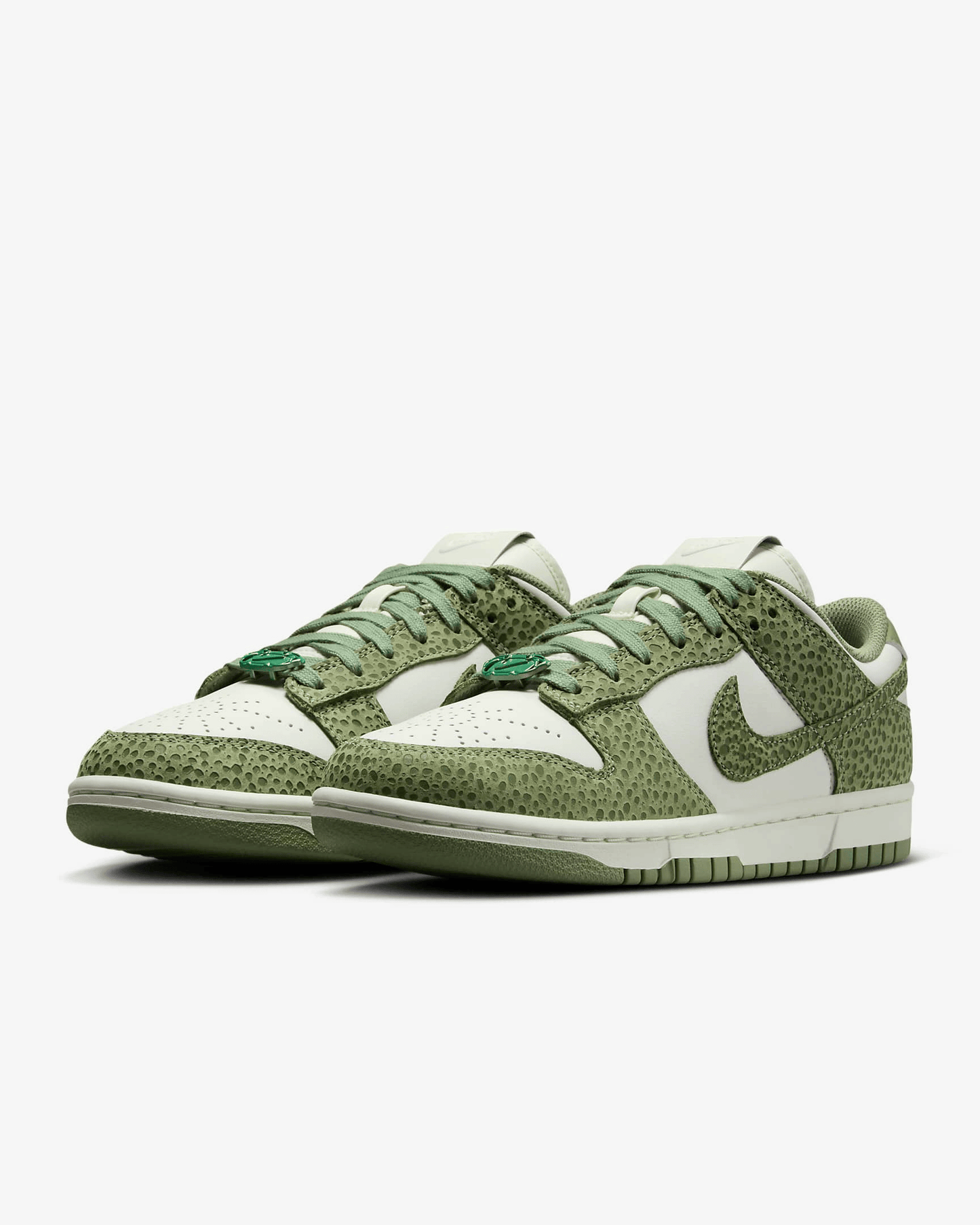Men's Nike Dunk Low Premium Oil Green Shoes