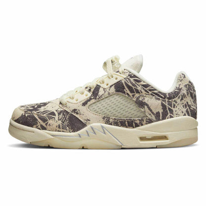 Men's Air Jordan 5 Low Ã¢â‚¬Å“ExpressionÃ¢â‚¬Â Shoes