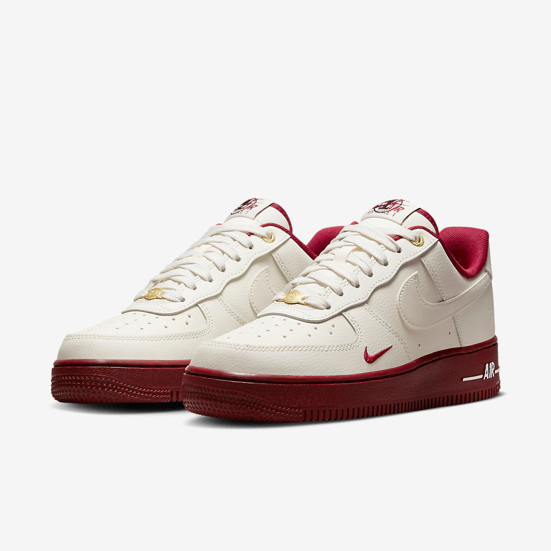 Men's Nike Air Force 1 Low 'Sail Metallic Gold' Shoes