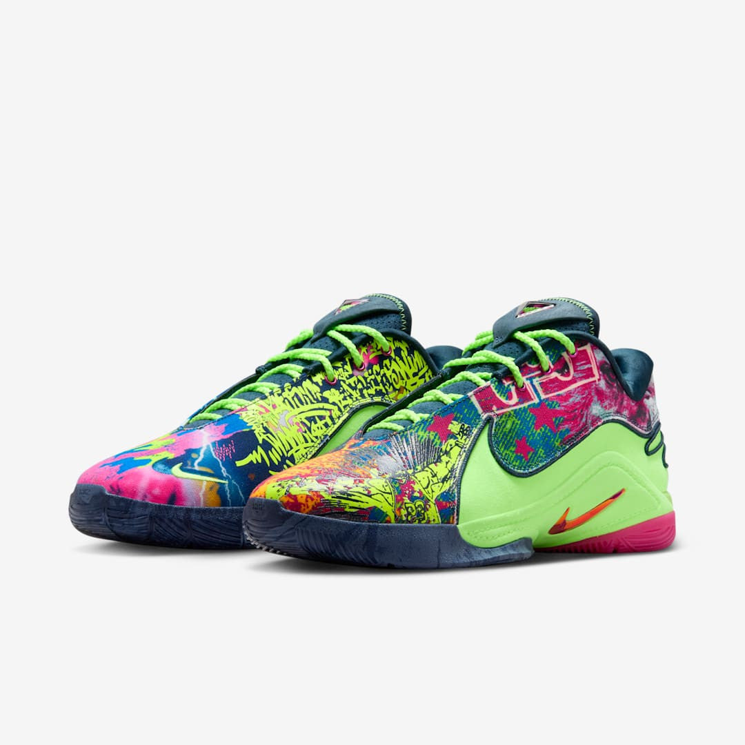 Men's Lebron 22 Bryceâ€™s World Shoes