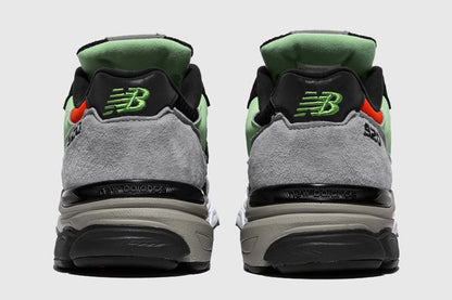 Men's New Balance 920 Black Grey Mint Shoes