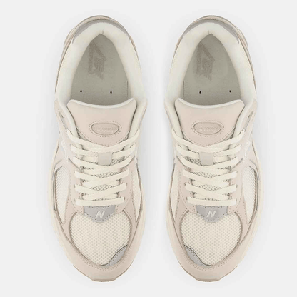 Men's New Balance 2002R Creamy Shoes