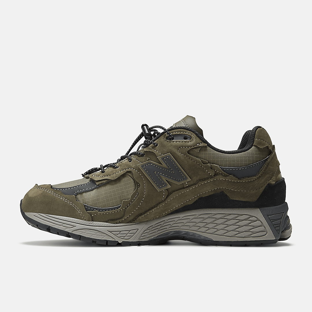 Men's New Balance 2002R Dark Moss Shoes
