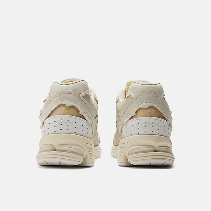 Men's New Balance 2002R Sandstone Shoes