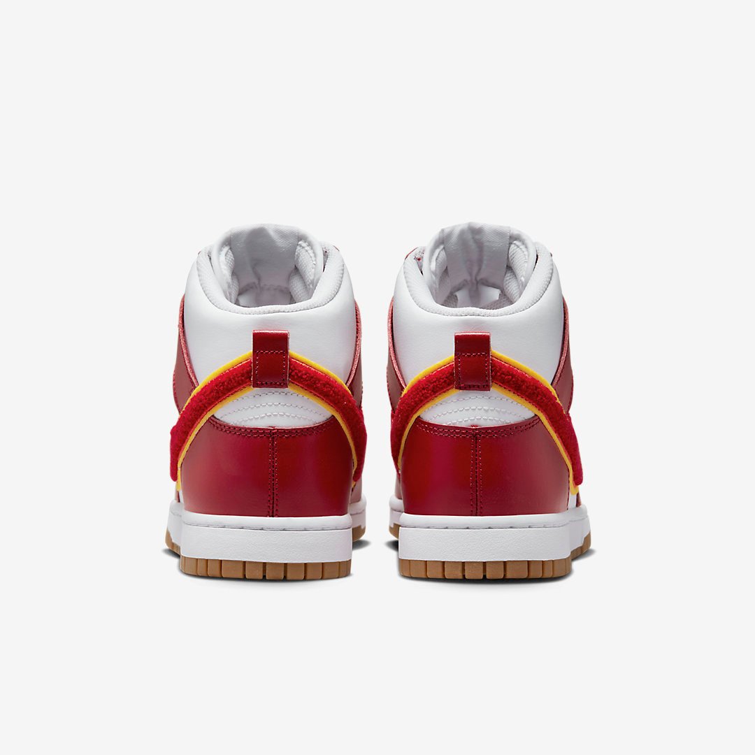 Men's Nike Dunk High Chenille Swoosh Shoes