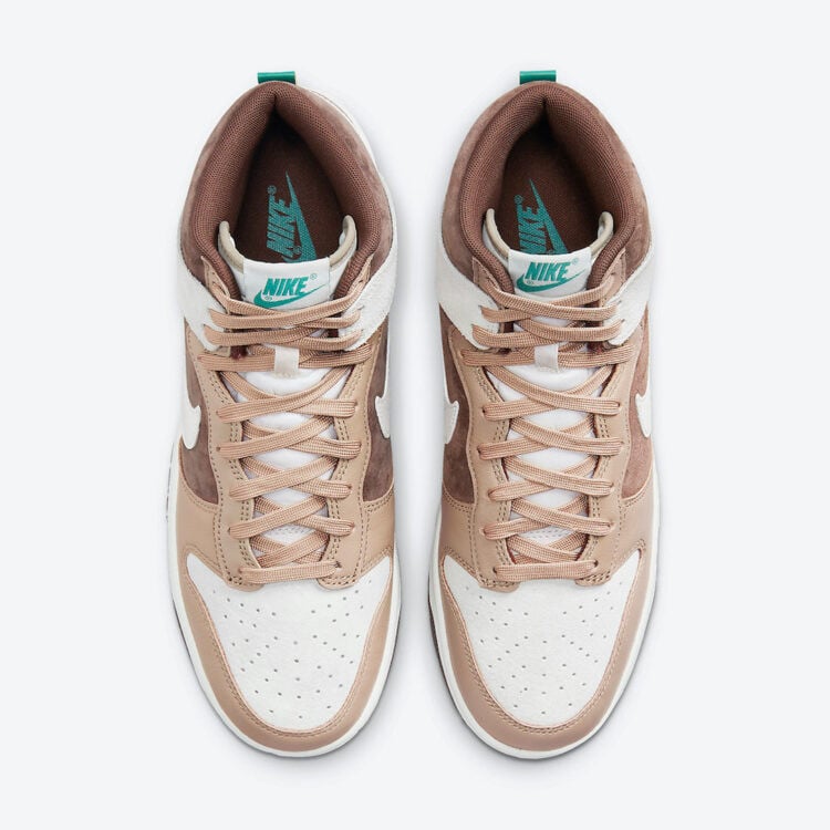 Men's Nike Dunk High Light Chocolate Shoes
