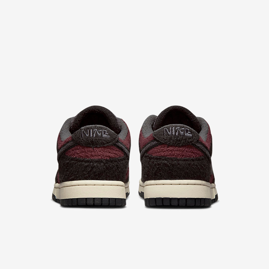 Men's Nike Dunk Low Fleece Shoes