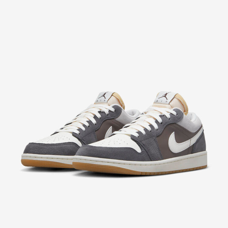 Men's Air Jordan 1 Low 'SNKRS Day' Shoes
