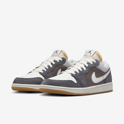 Men's Air Jordan 1 Low 'SNKRS Day' Shoes