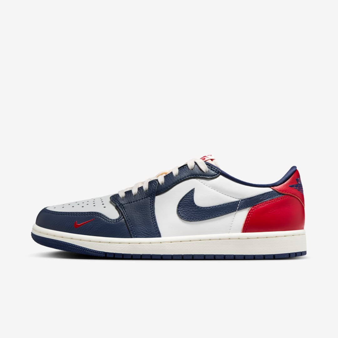 Men's Air Jordan 1 Low 'Howard University' Shoes