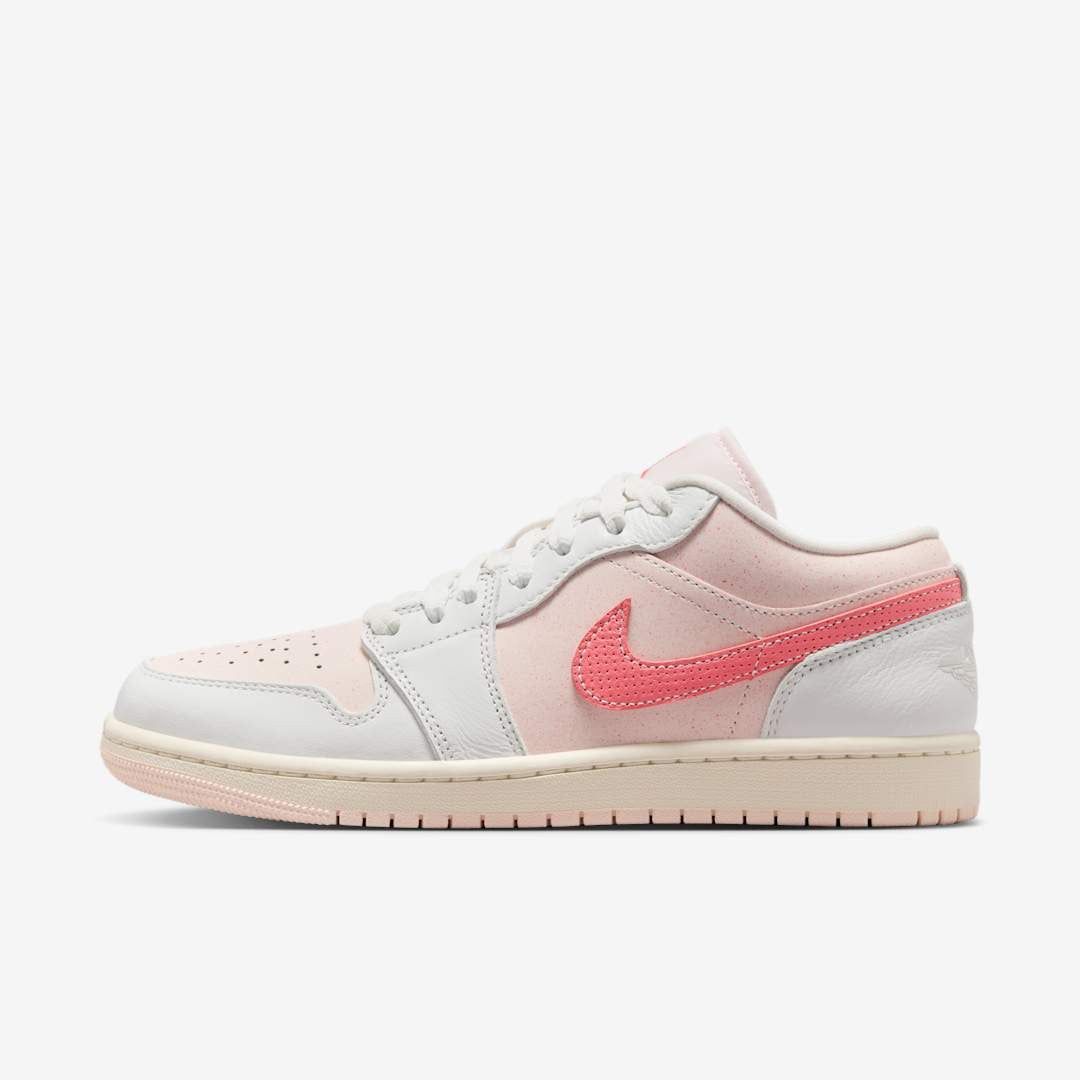 Men's Air Jordan 1 Low 'Strawberry Milkshake' Shoes
