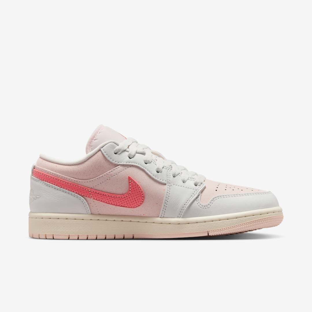 Men's Air Jordan 1 Low 'Strawberry Milkshake' Shoes