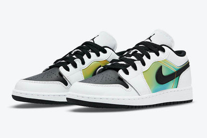 Men's Air Jordan 1 Low 'White Black-Metallic Gold' Shoes