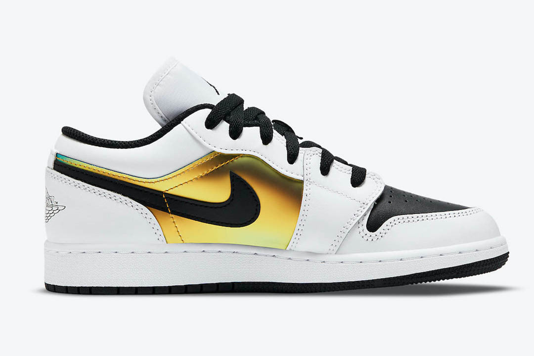 Men's Air Jordan 1 Low 'White Black-Metallic Gold' Shoes