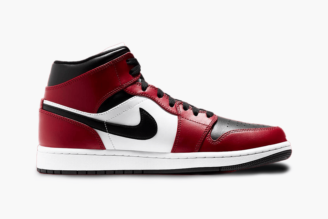 Men's Air Jordan 1 Mid 'Chicago Black Toe' Shoes