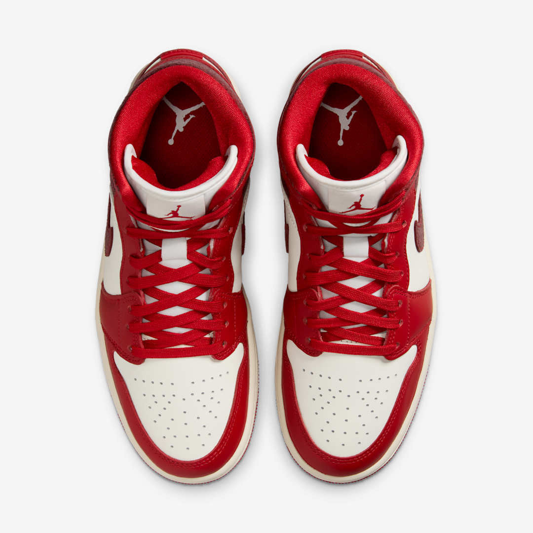 Men's Air Jordan 1 Mid 'Cracked Leather' Shoes