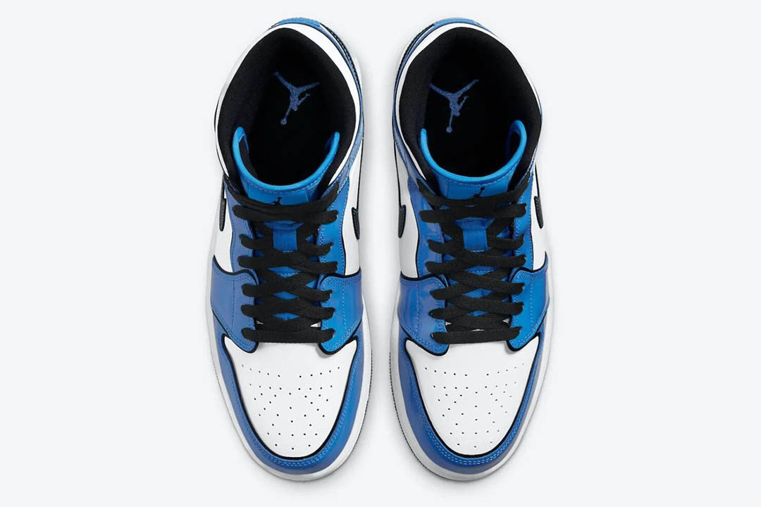 Men's Air Jordan 1 Mid 'Signal Blue' Shoes