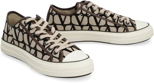 Men's Valentino Garavani Beige Sneakers