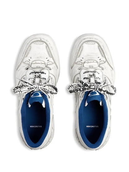Men' Balenciaga Hamptons Worn-out Trainers White Sneaker