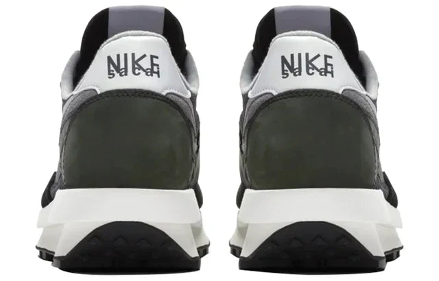 Men's Sacai x Nike LVD Waffle Daybreak Black  Shoes