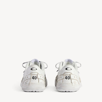 Men' Balenciaga Hamptons Worn-out Trainers White Sneaker