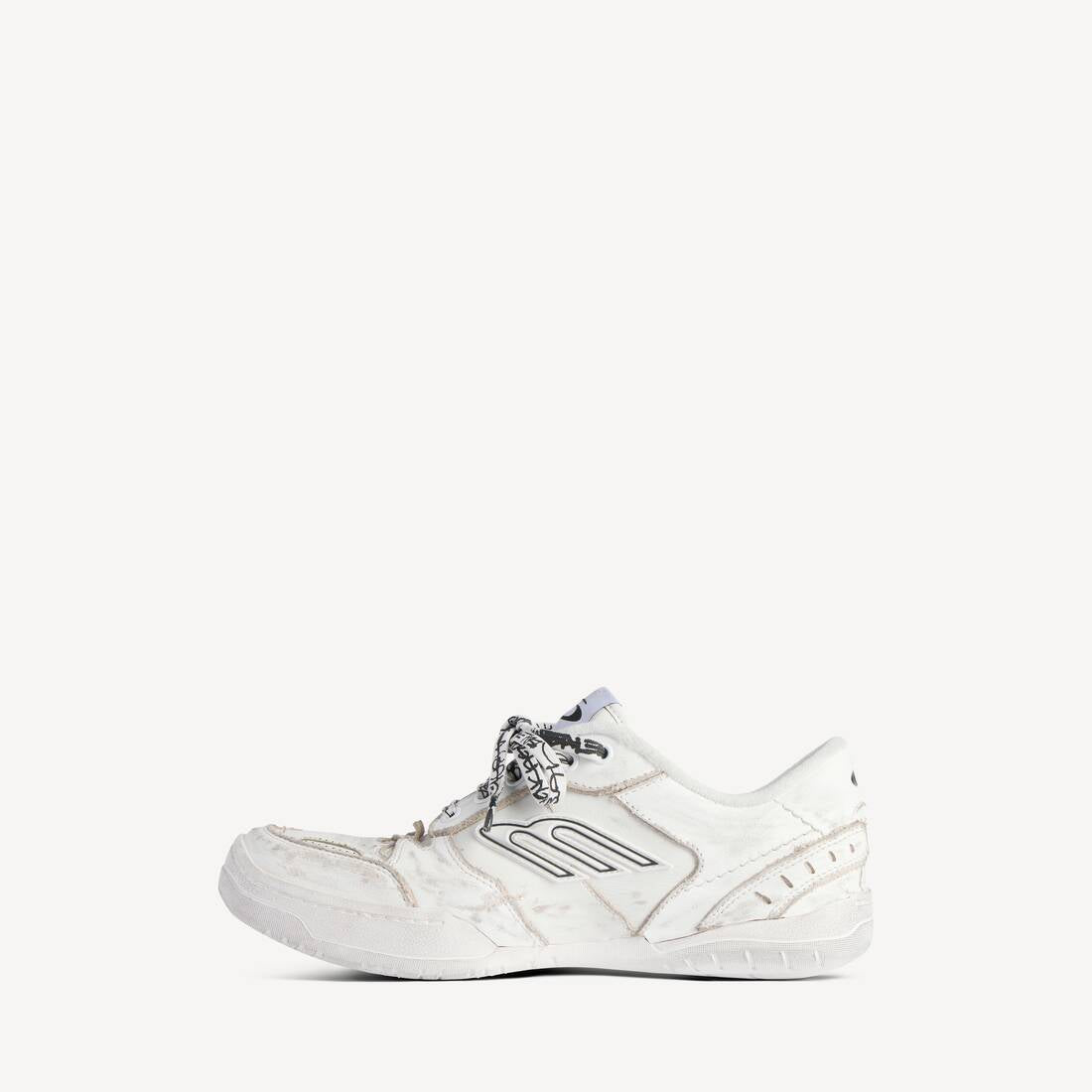 Men' Balenciaga Hamptons Worn-out Trainers White Sneaker