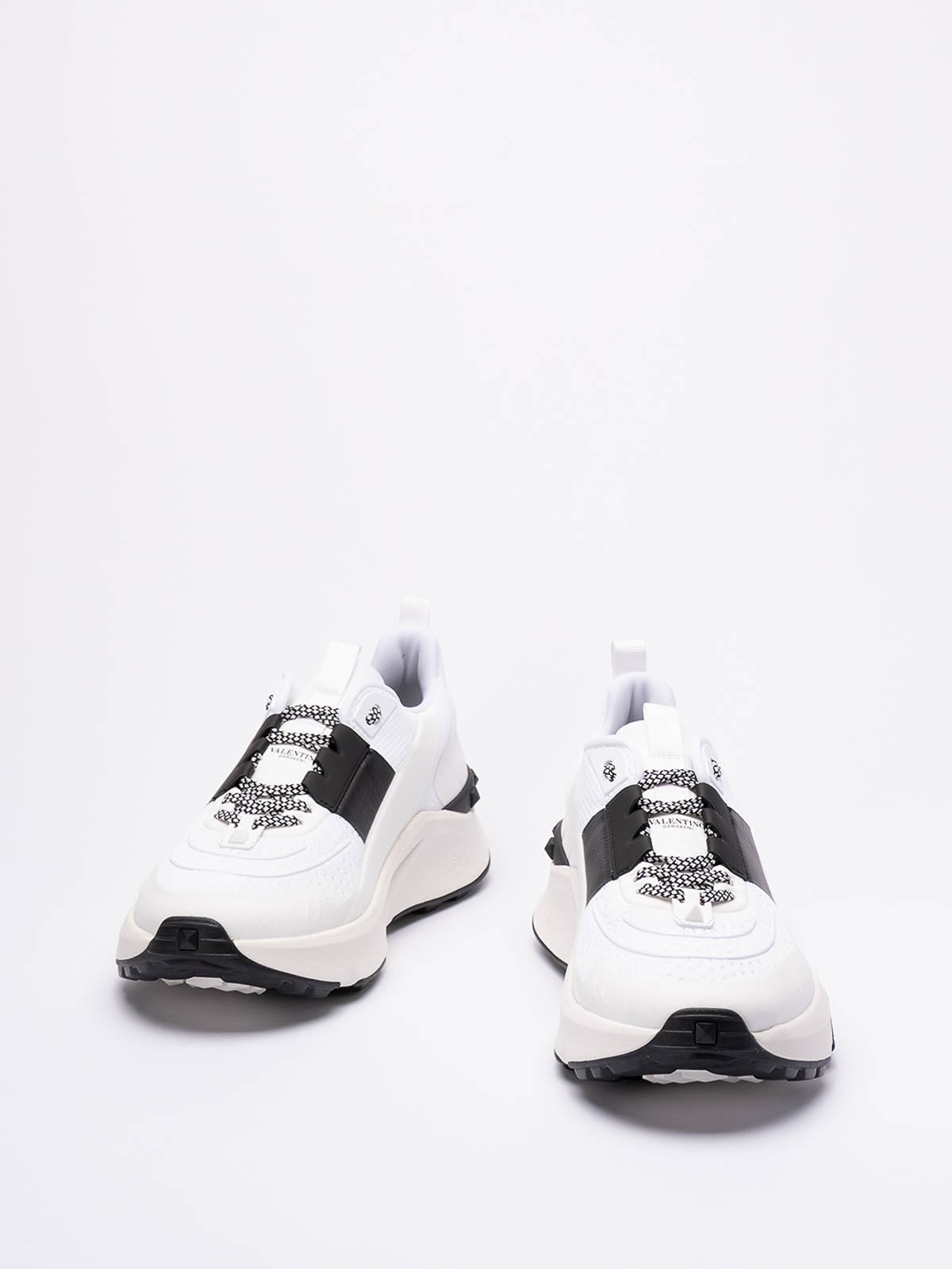 Men's Valentino Garavani Baskets True Act White Sneakers