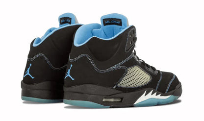 Men's Nike Air Jordan 5 Retro UNC Shoes