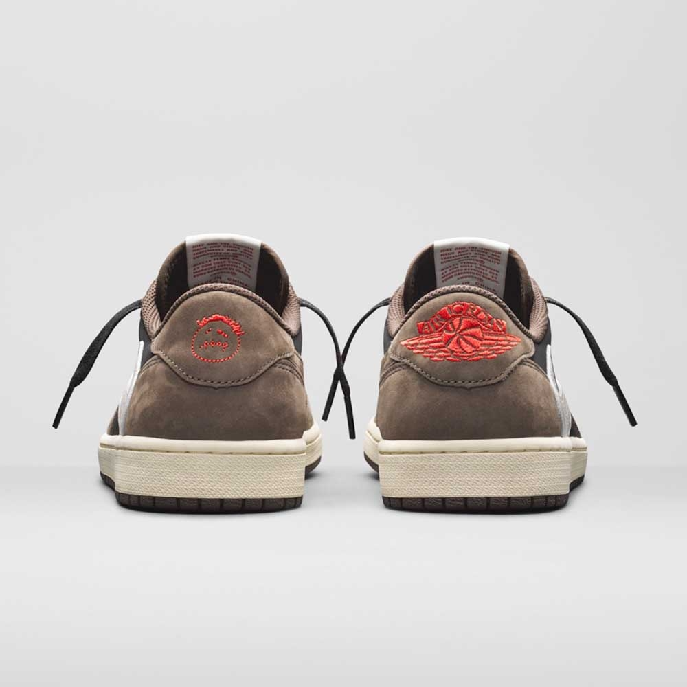 Men's Travis Scott x Air Jordan 1 Retro Low ‘ Mocha' Shoes