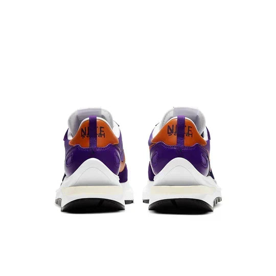 Men's Nike Vaporwaffle Sacai Dark Iris Shoes
