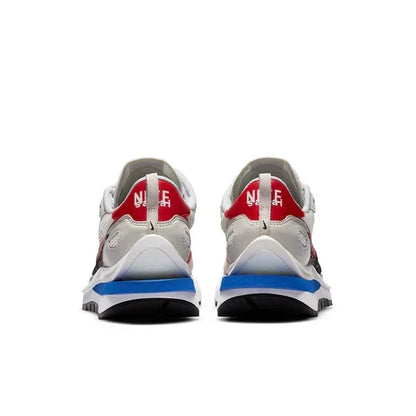 Men's Nike Vaporwaffle Sacai Sail Shoes